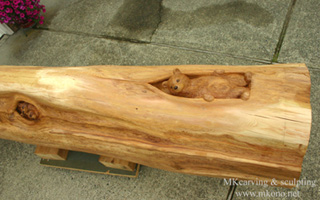 Bear in hole wood carving 3