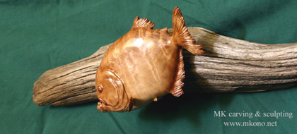 Piranha wood carving - angle