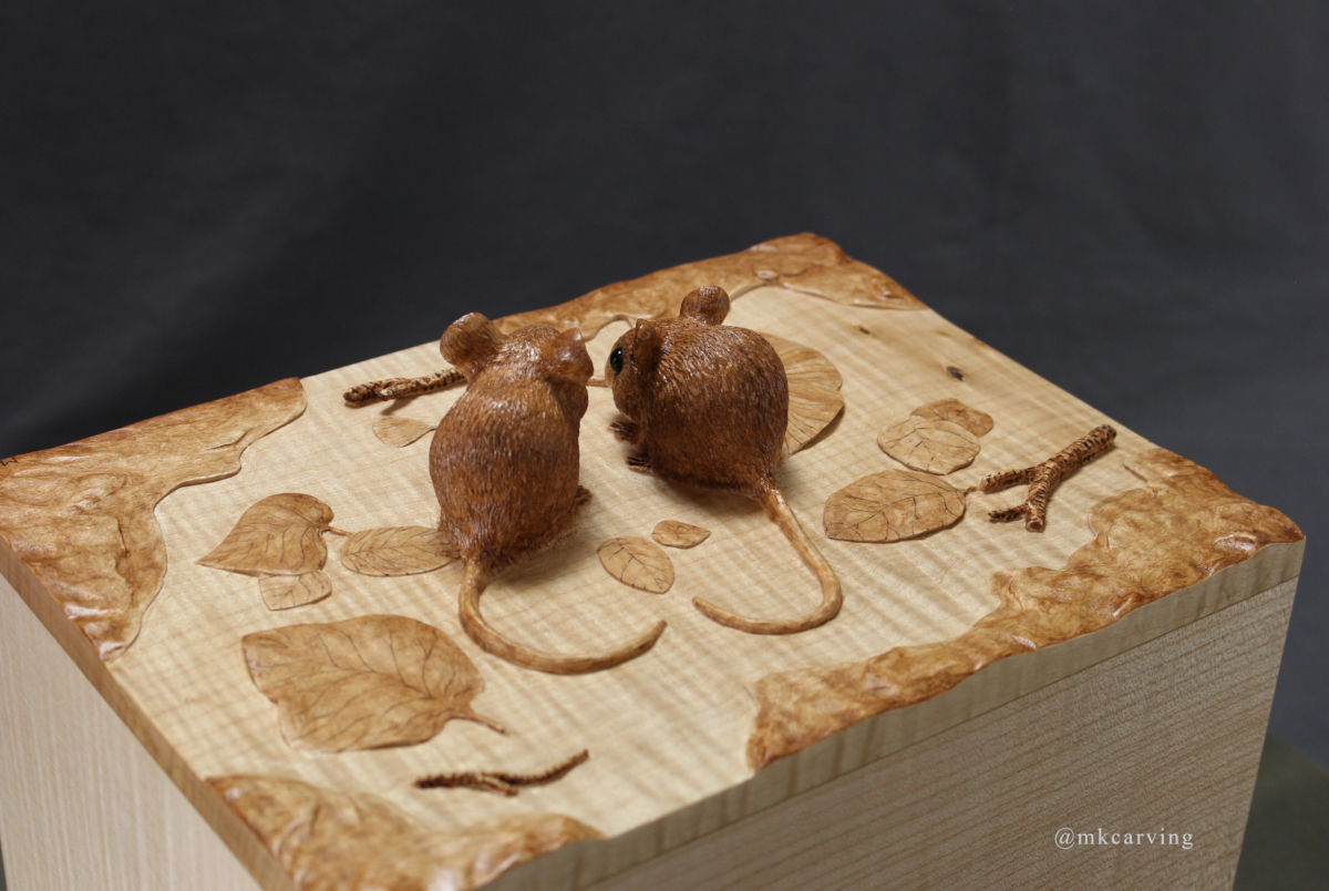 Woodmice up from rear